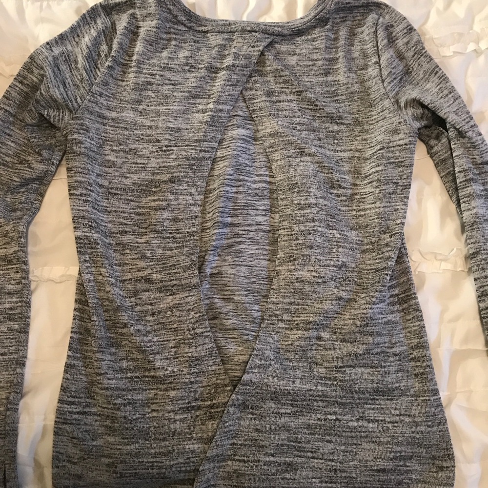 Open back top - Picture 3 of 4